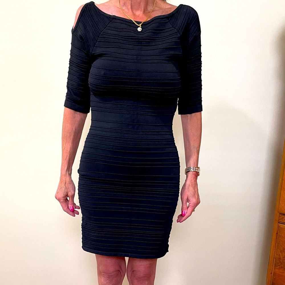 VINTAGE LA CITE BLACK BANDAGE COLD SHOULDER BODY CON DRESS 1990-2002